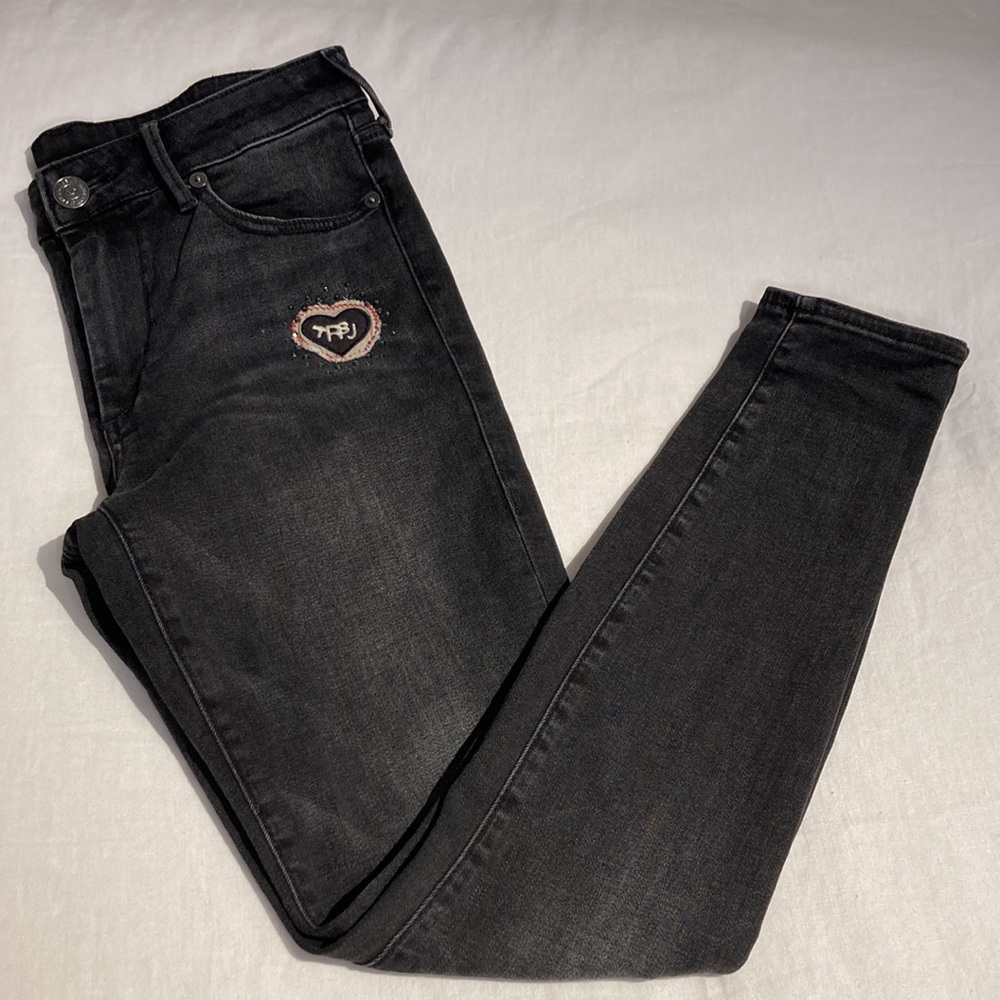 True Religion Halle mid rise skinny peace logo jeans 28